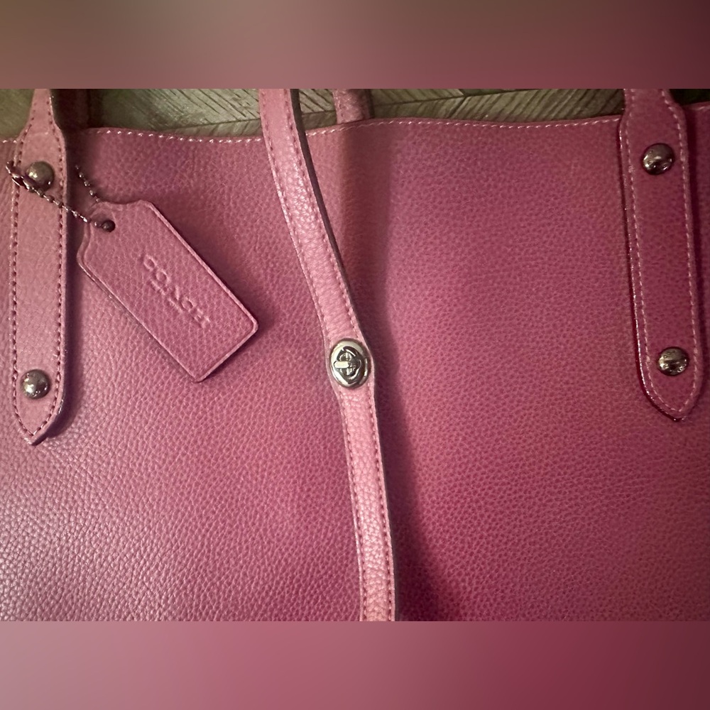 Coach Market Tote in Dark Berry w/ Party Mouse Print Interior - BAFO - Picture 15 of 15
